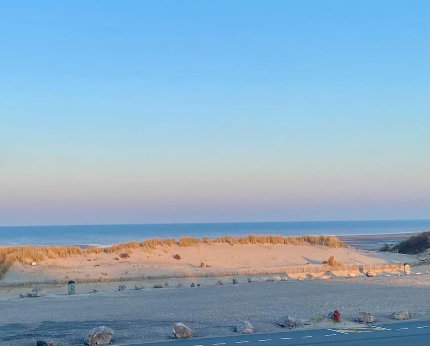 Studio Entre Mer Et Dunes Avec Balcon Vue Laterale Mer 50M Plage Pour 3 Pers Wifi Menage Compris Fort-Mahon-Plage Buitenkant foto