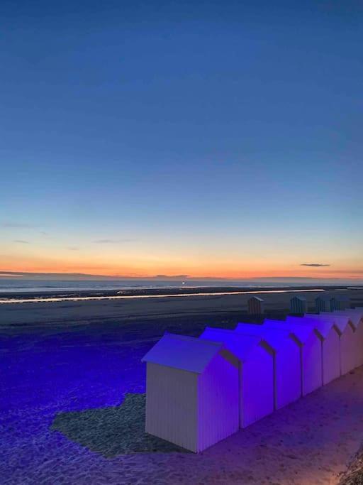 Studio Entre Mer Et Dunes Avec Balcon Vue Laterale Mer 50M Plage Pour 3 Pers Wifi Menage Compris Fort-Mahon-Plage Buitenkant foto
