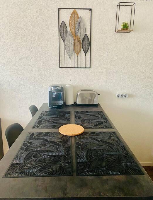 Studio Entre Mer Et Dunes Avec Balcon Vue Laterale Mer 50M Plage Pour 3 Pers Wifi Menage Compris Fort-Mahon-Plage Buitenkant foto